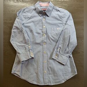 Vineyard Vines Women’s Blue & White Striped Button Down, 3/4 sleeves, size 2